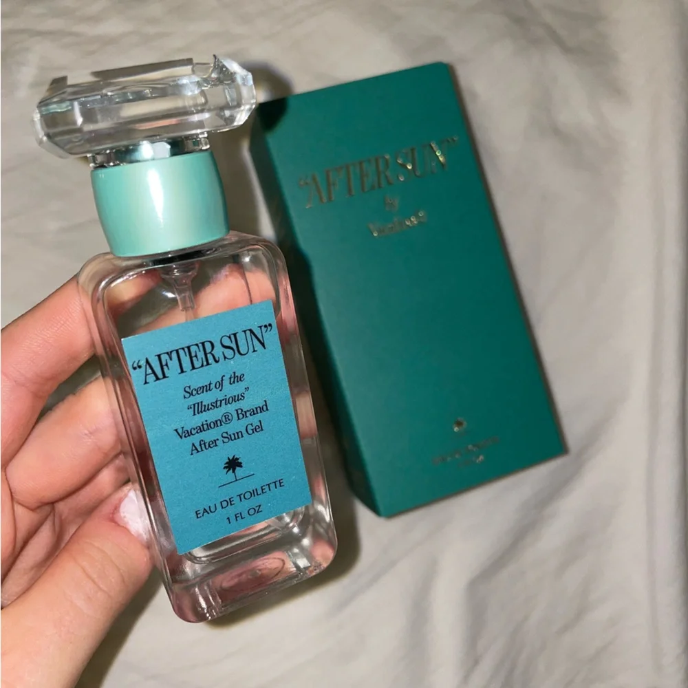 Vacation "After Sun" Eau De Toilette - Picture 10 of 15